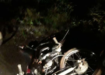 Homem morre em colisão entre moto e caminhonete na PI-366 em José de Freitas